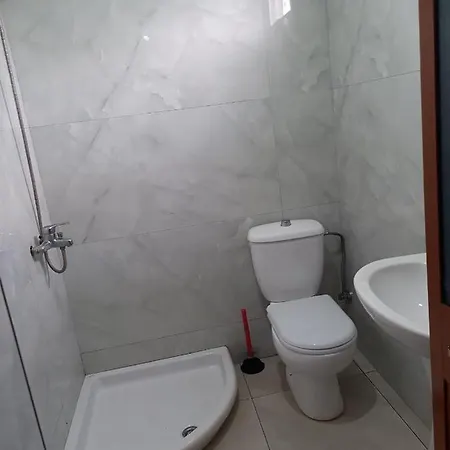Vila Metgjoni شقة
