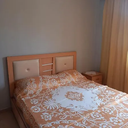 Vila Metgjoni * كساميل